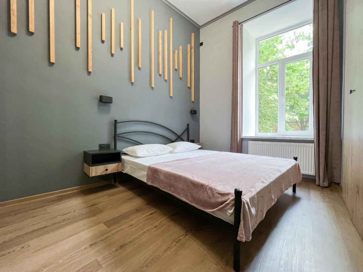 Apartments White Pearl Sadova โอเดสซา ภายนอก รูปภาพ