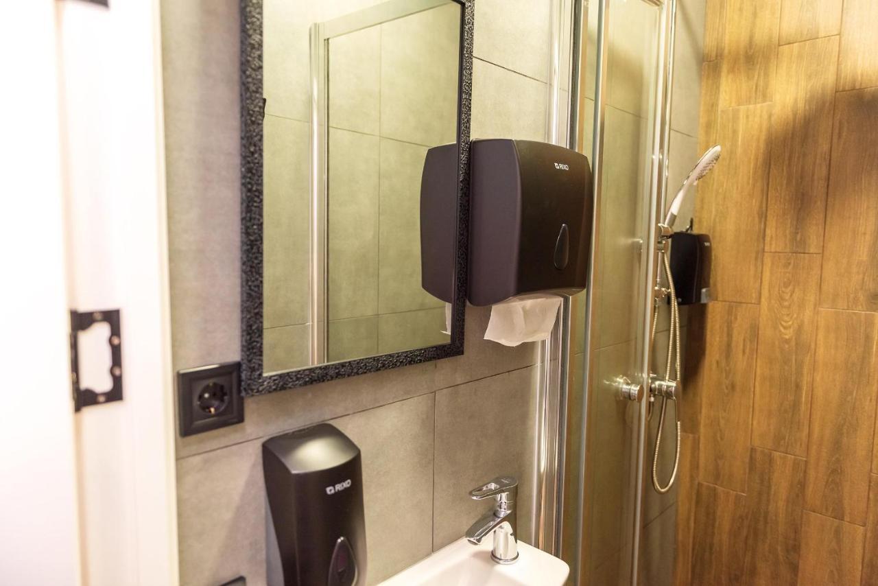Apartments White Pearl Sadova โอเดสซา ภายนอก รูปภาพ